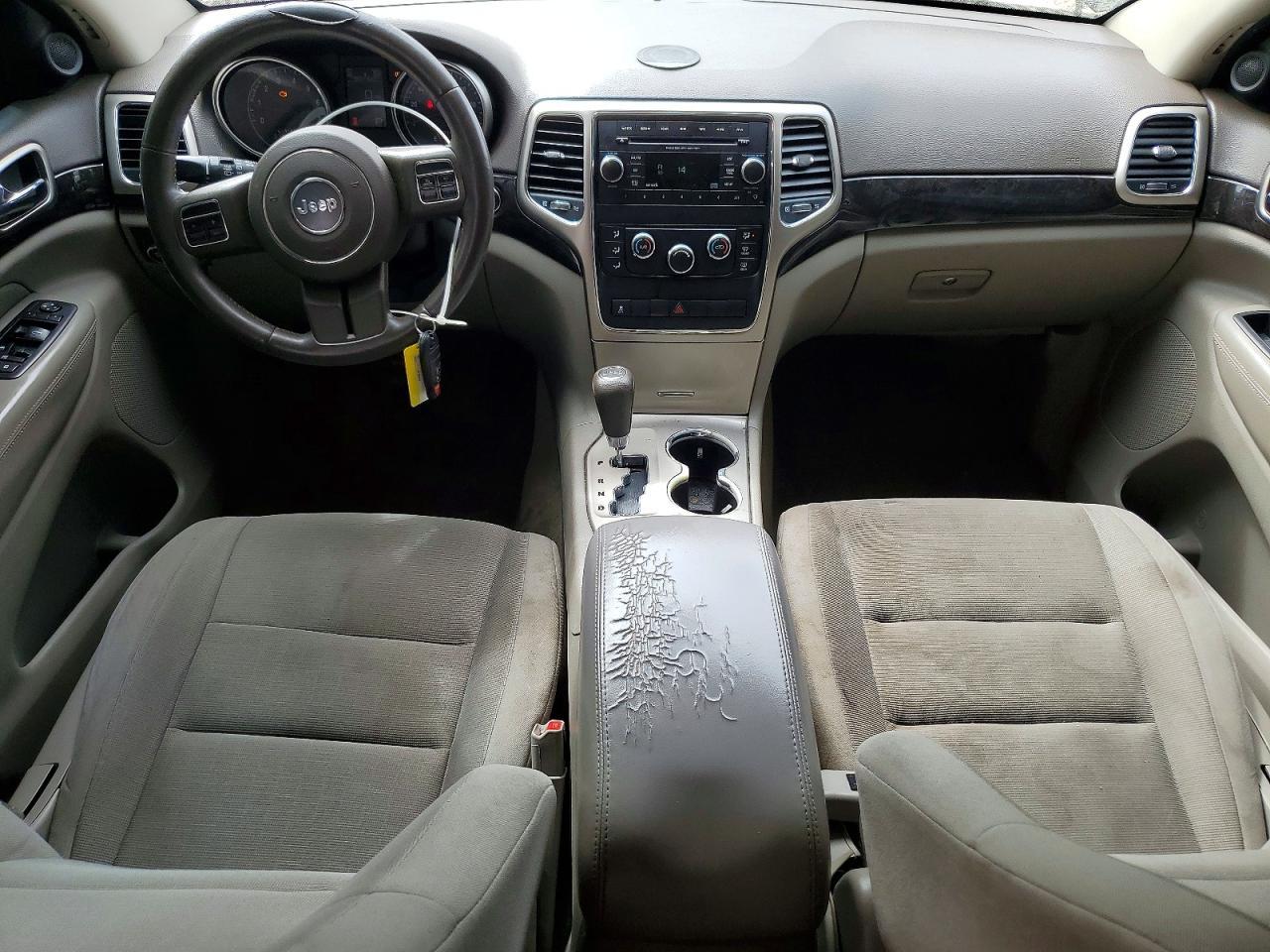 2013 Jeep Grand Cherokee Laredo - zdjęcie 8
