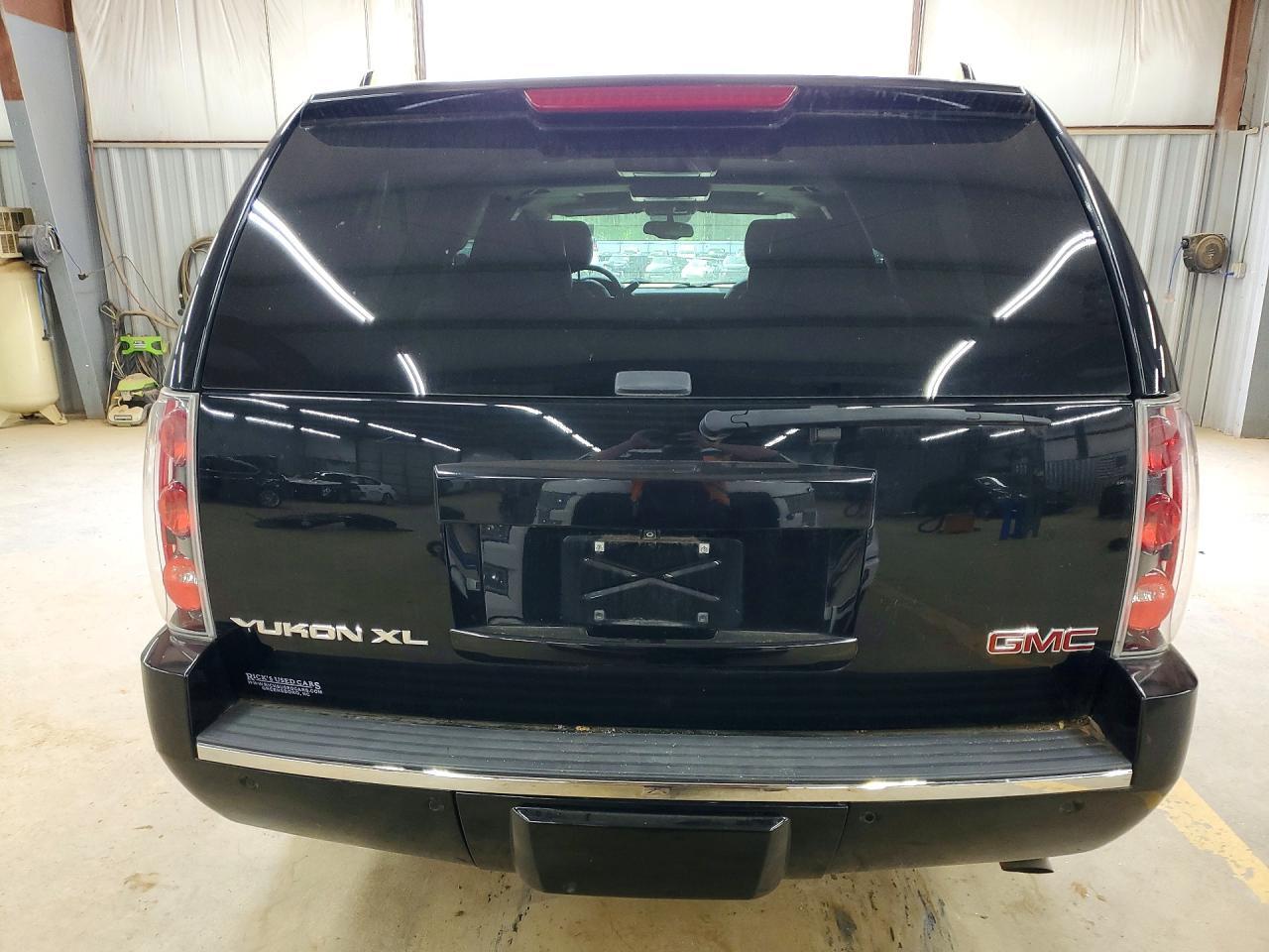 2014 GMC Yukon Xl Denali - zdjęcie 6