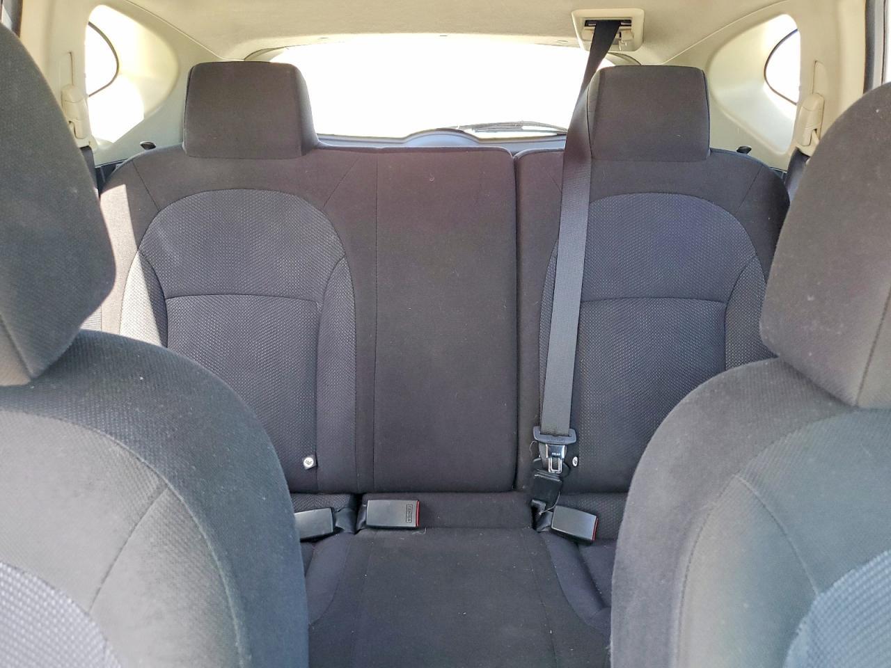 2013 Nissan Rogue S - zdjęcie 10