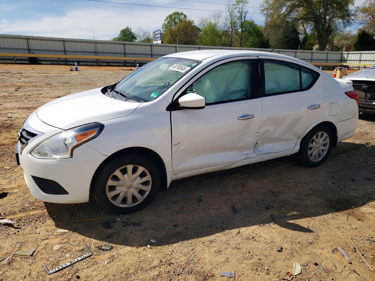 2018 Nissan Versa Sv - zdjęcie główne