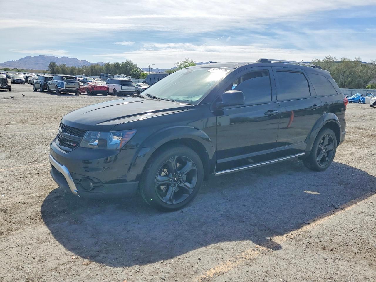 2018 Dodge Journey Crossroad - zdjęcie główne