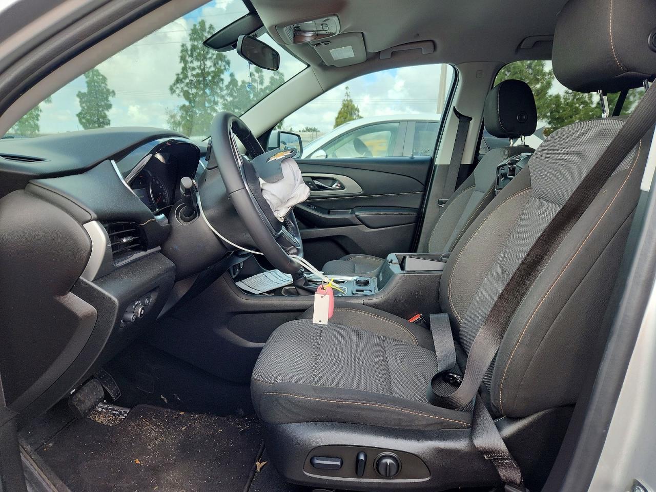 2021 Chevrolet Traverse Lt - zdjęcie 7