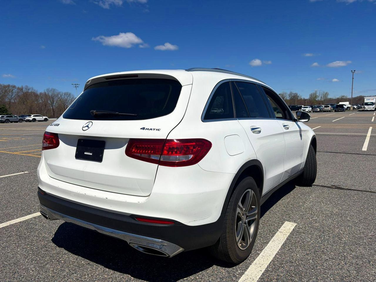 2017 Mercedes-Benz Glc 300 4Matic - zdjęcie 4