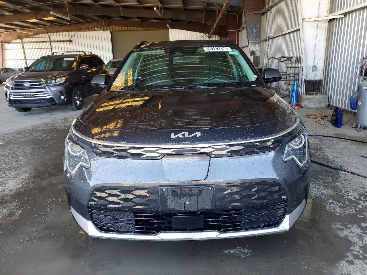 2023 Kia Niro Wind - zdjęcie 5