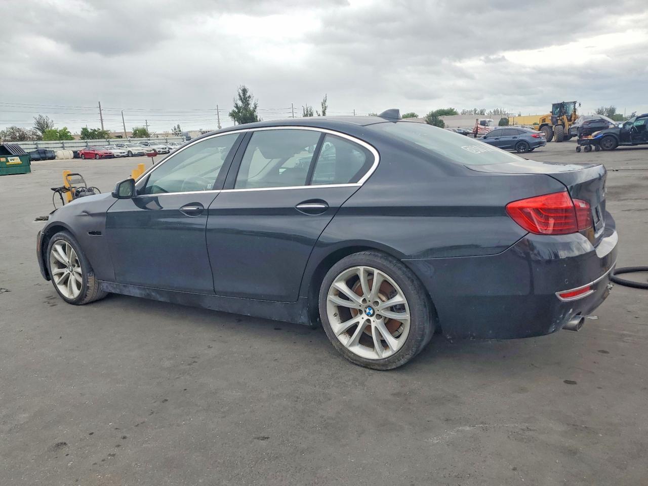 BMW Seria 5 - zdjęcie 2