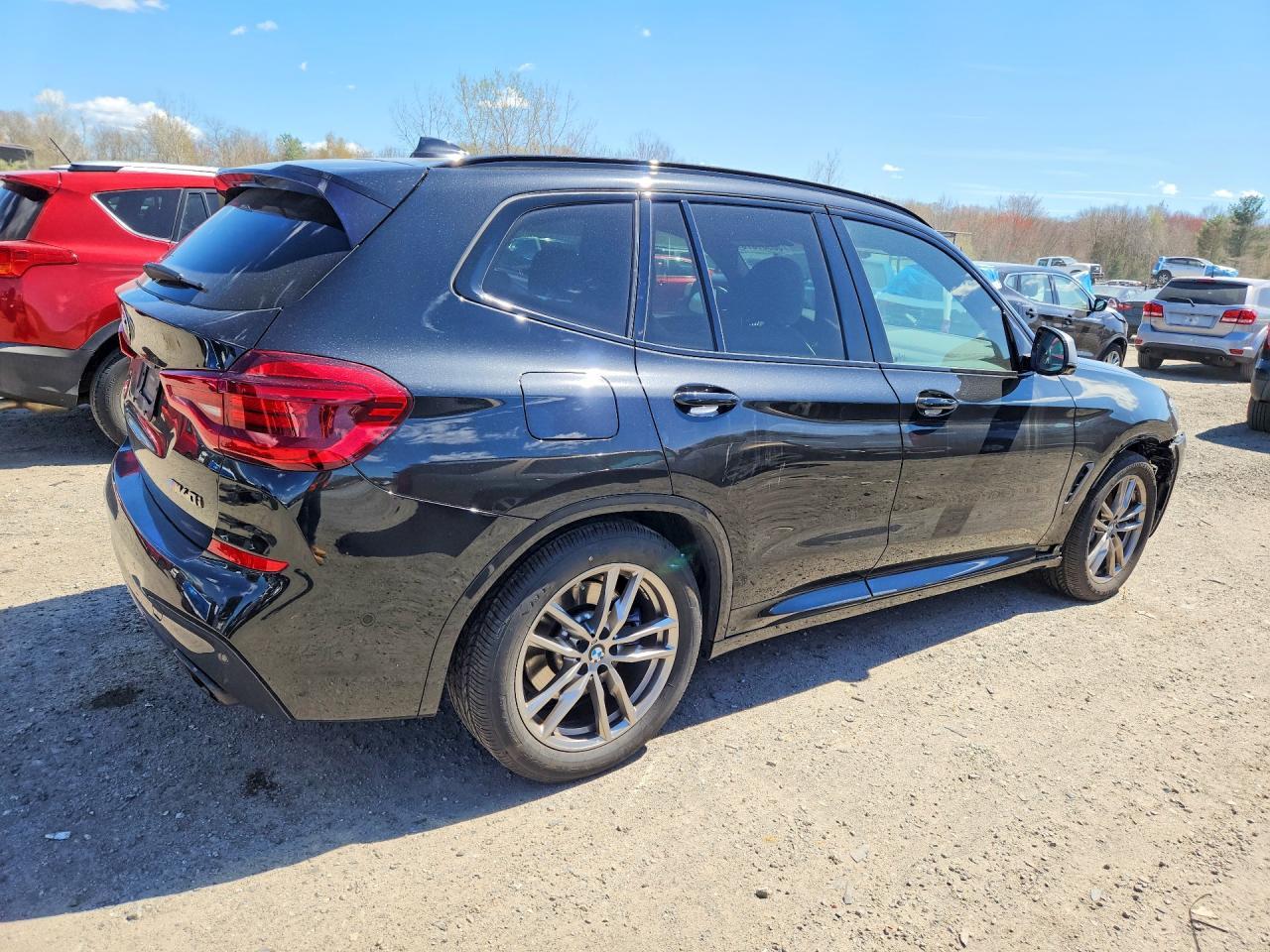 2021 BMW X3 xDrivem40I - zdjęcie 3