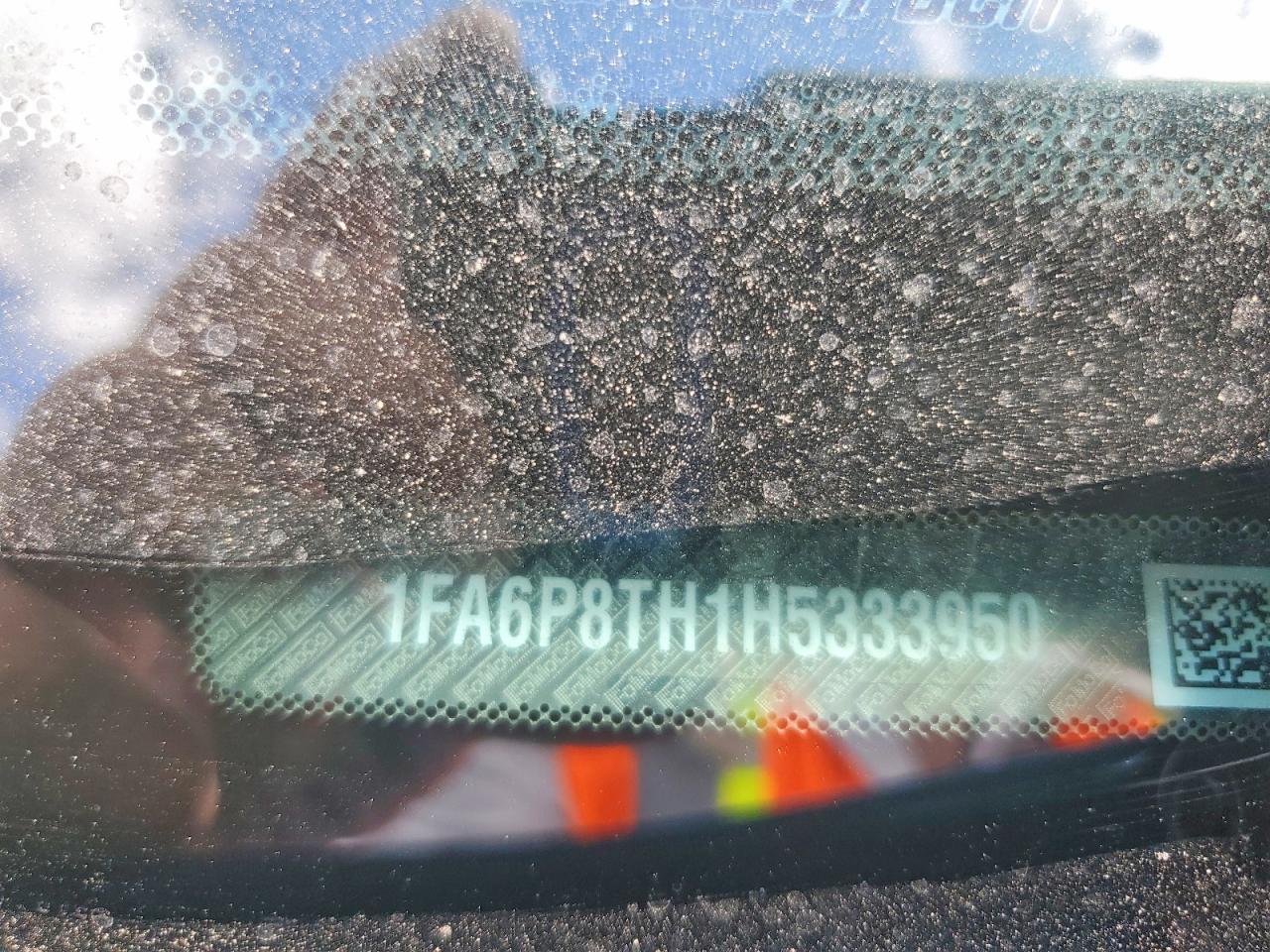 2017 Ford Mustang - zdjęcie 13