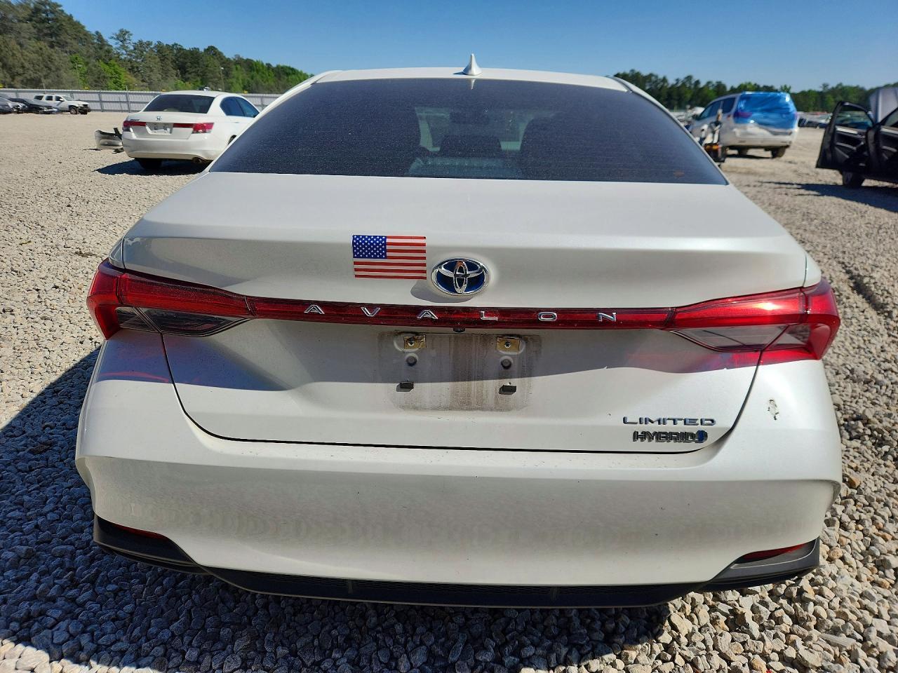 2021 Toyota Avalon Limited - zdjęcie 6