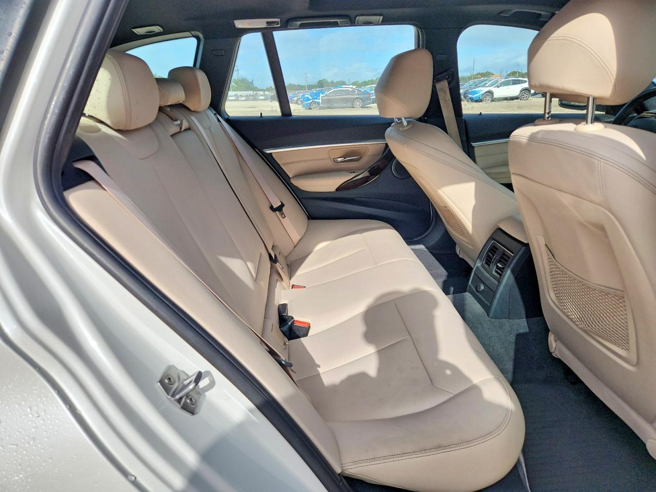 2016 BMW 328 D xDrive - zdjęcie 10