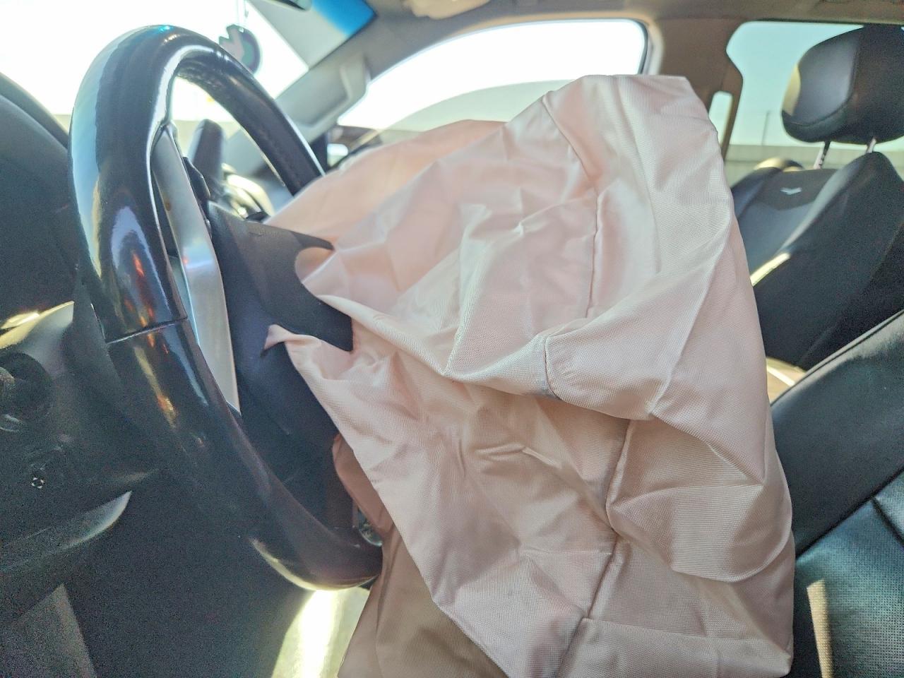 2019 Cadillac Escalade Luxury - zdjęcie 7