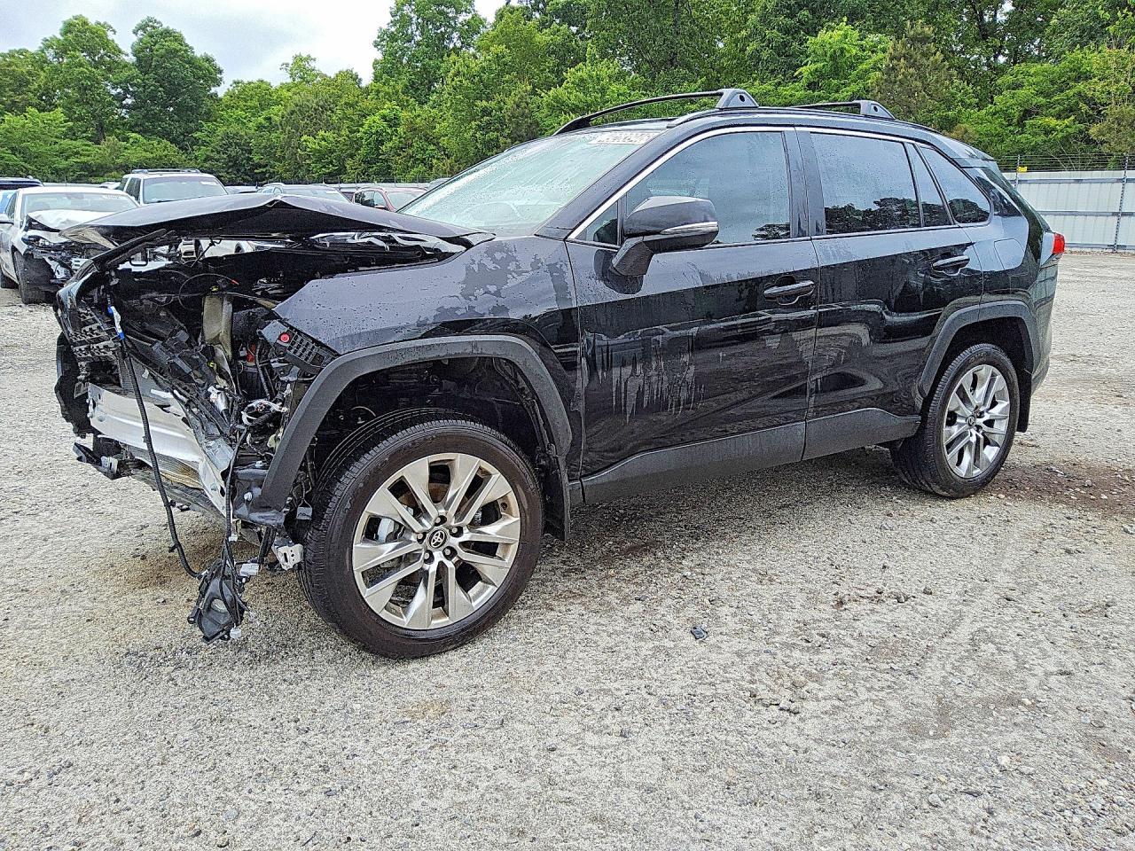 2025 Toyota Rav4 Xle Premium - zdjęcie główne