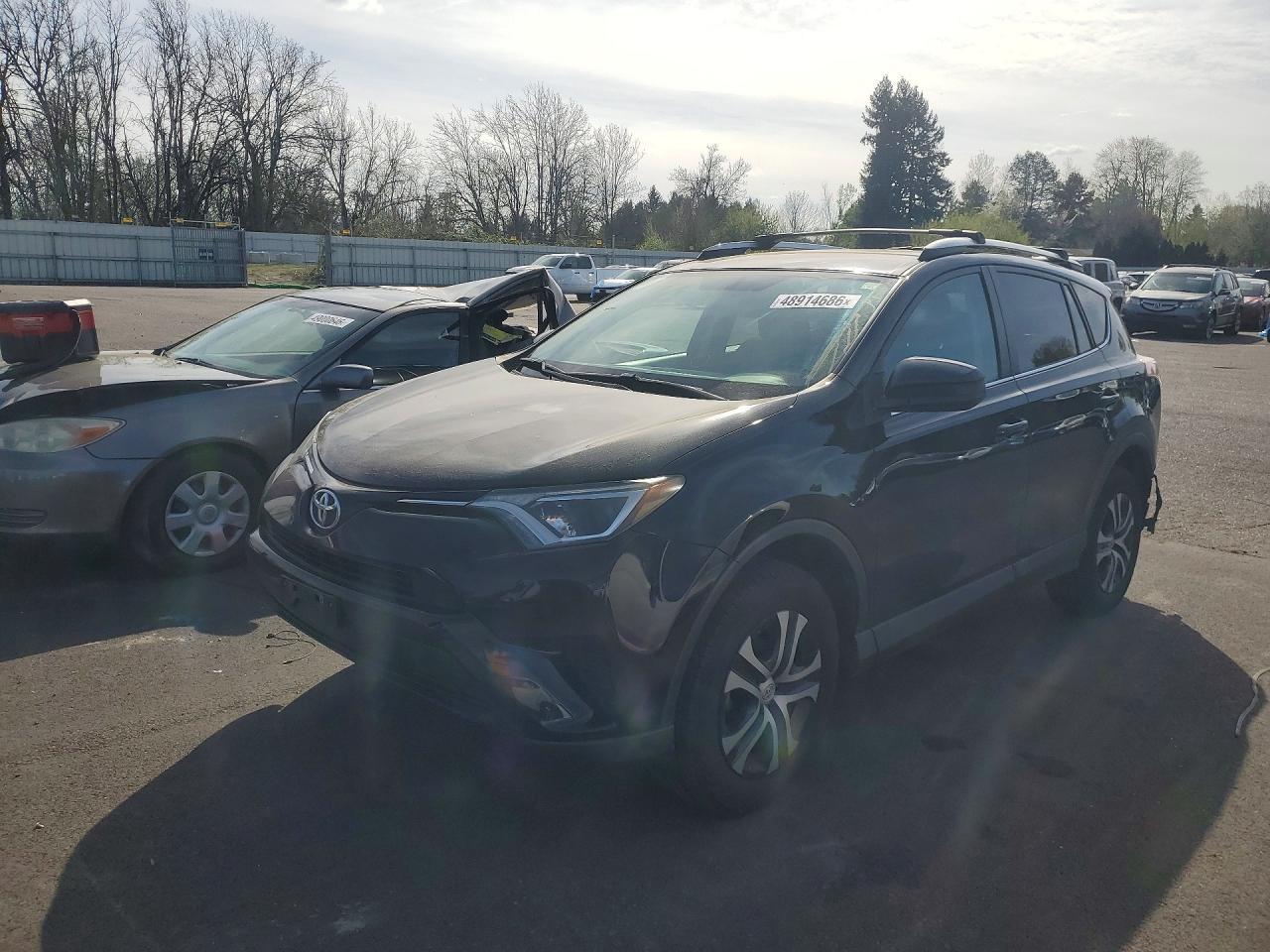 2016 Toyota Rav4 Le - zdjęcie główne