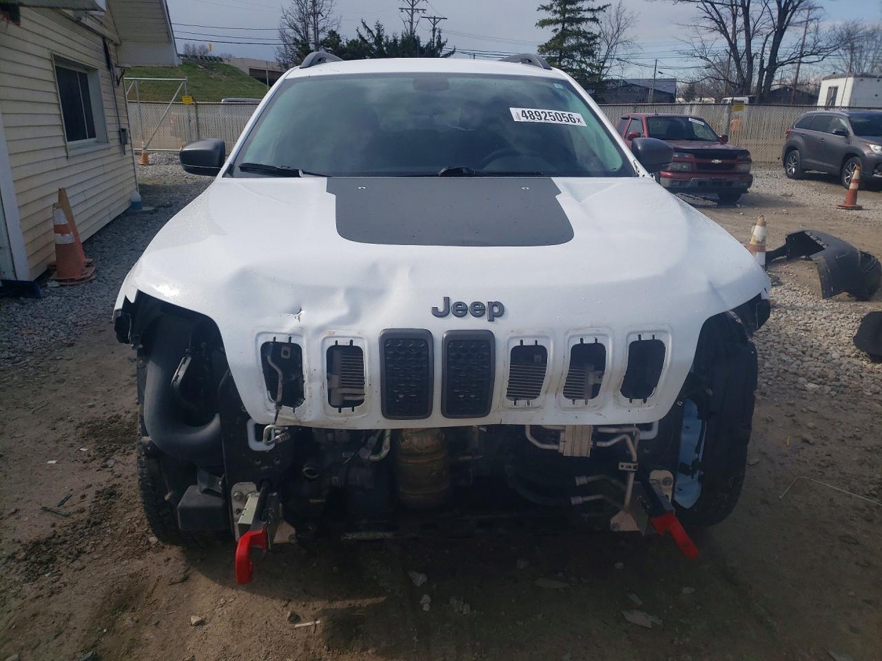 2019 Jeep Cherokee Trailhawk - zdjęcie 5