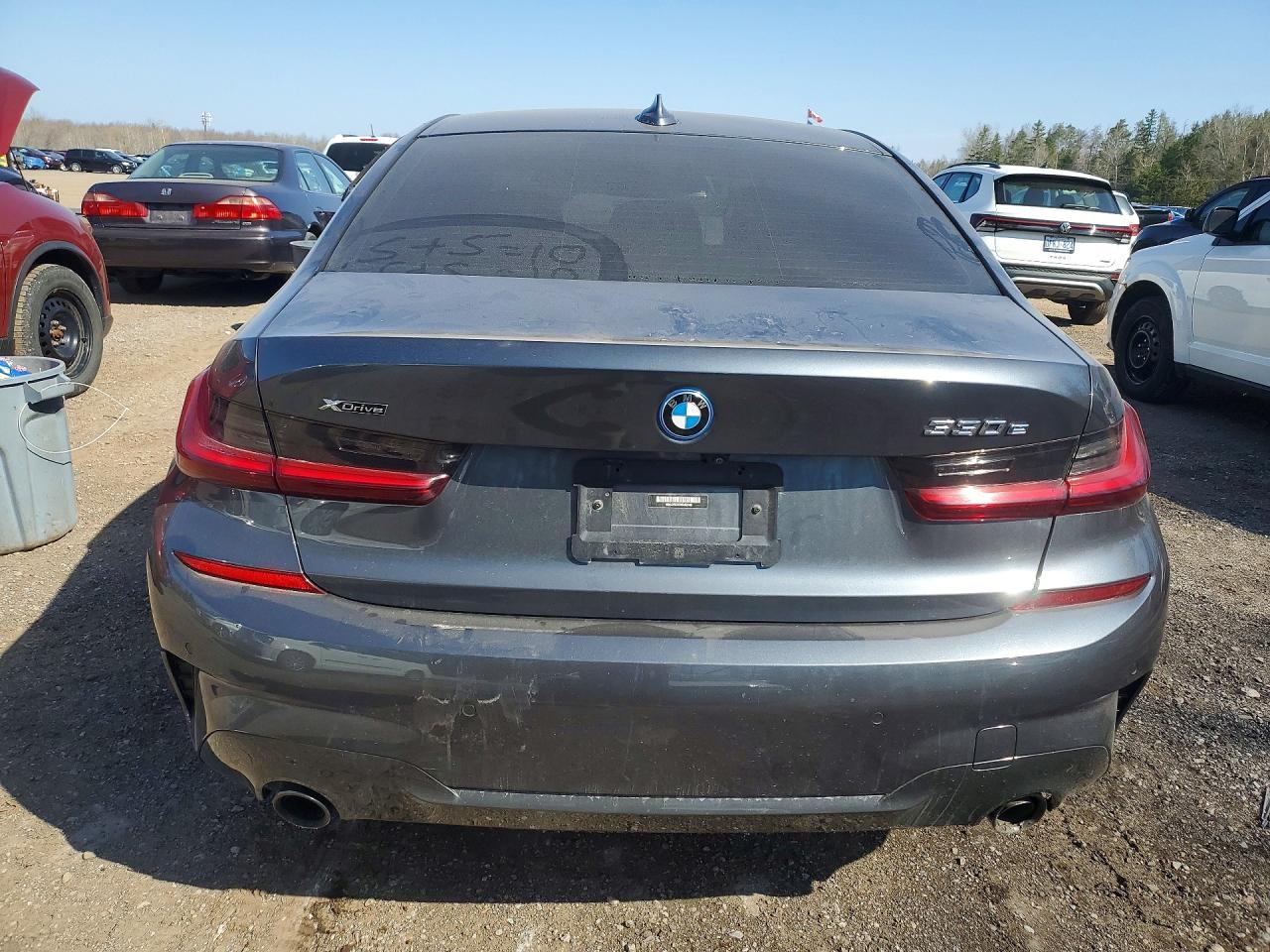 2022 BMW 330Xe - zdjęcie 6