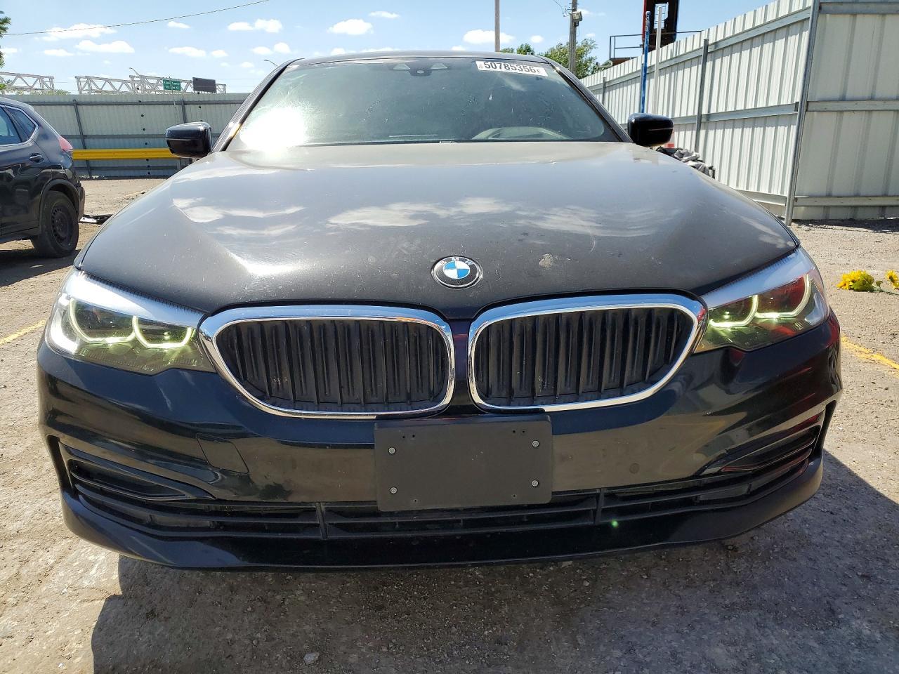 2019 BMW 530 I - zdjęcie 5