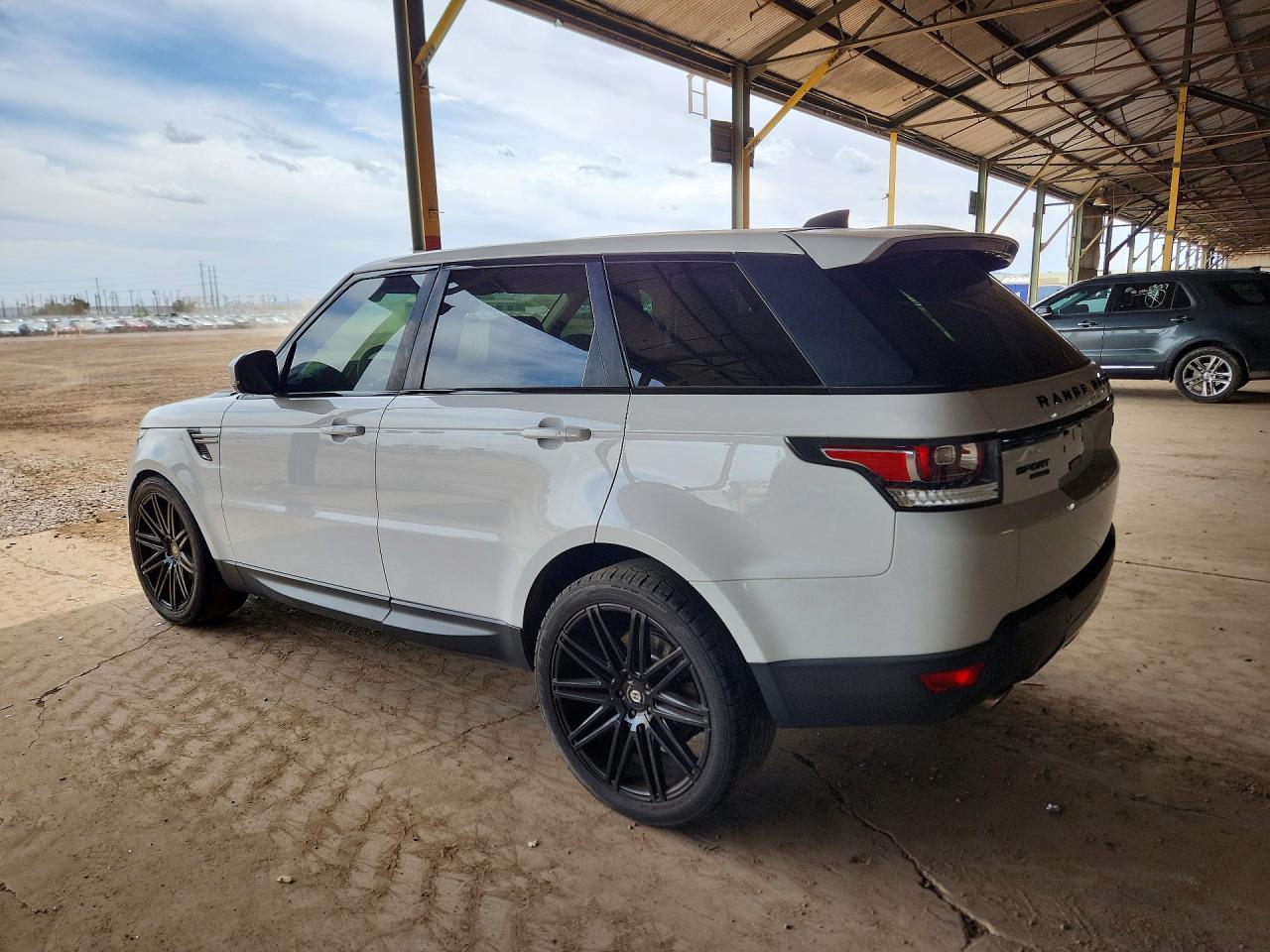 2017 Land Rover Range Rover Sport Se - zdjęcie 2