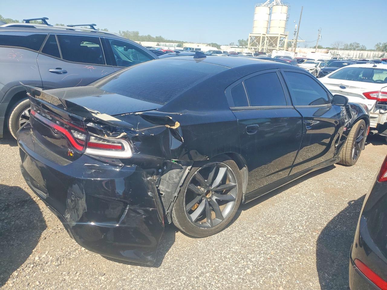 2019 Dodge Charger Scat Pack - zdjęcie 3