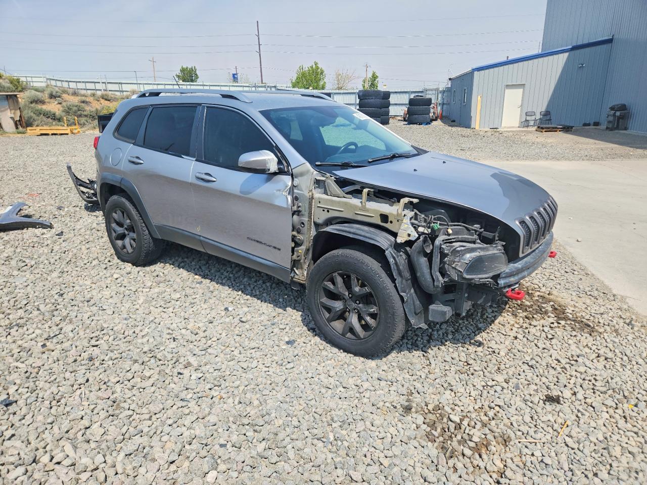 2015 Jeep Cherokee Trailhawk - zdjęcie 4