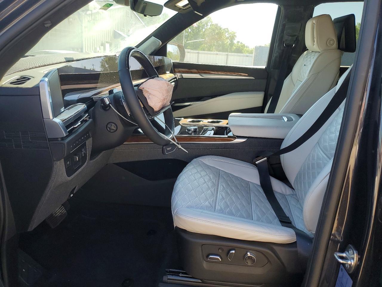 2025 Cadillac Escalade Sport Platinum - zdjęcie 7