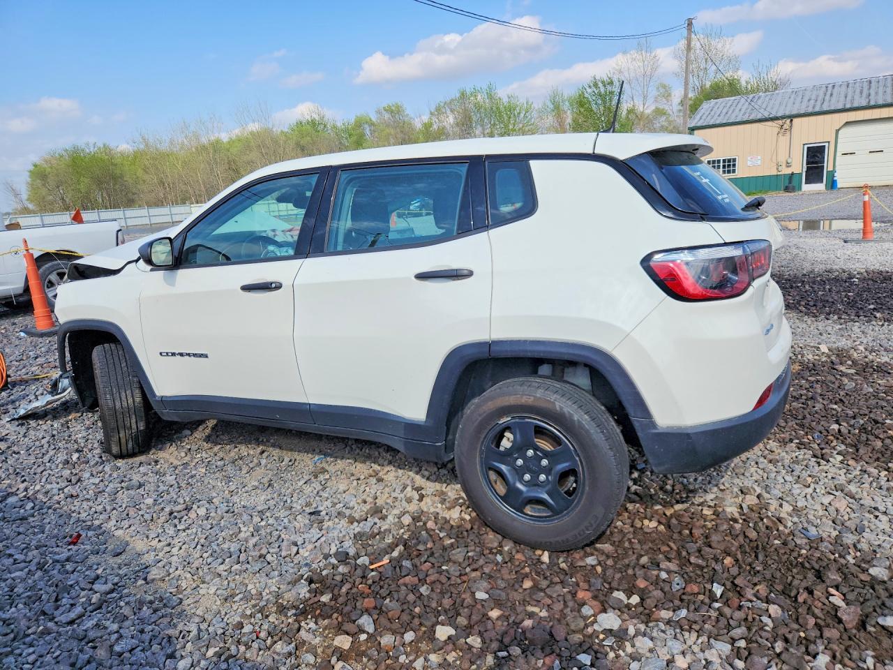 2020 Jeep Compass Sport - zdjęcie 2