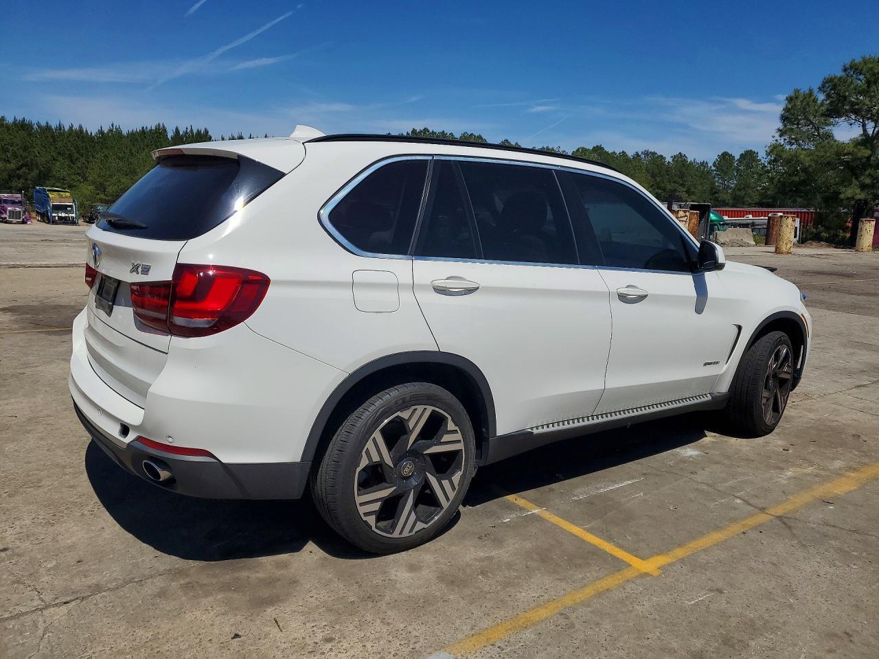 2016 BMW X5 Sdrive35I - zdjęcie 3