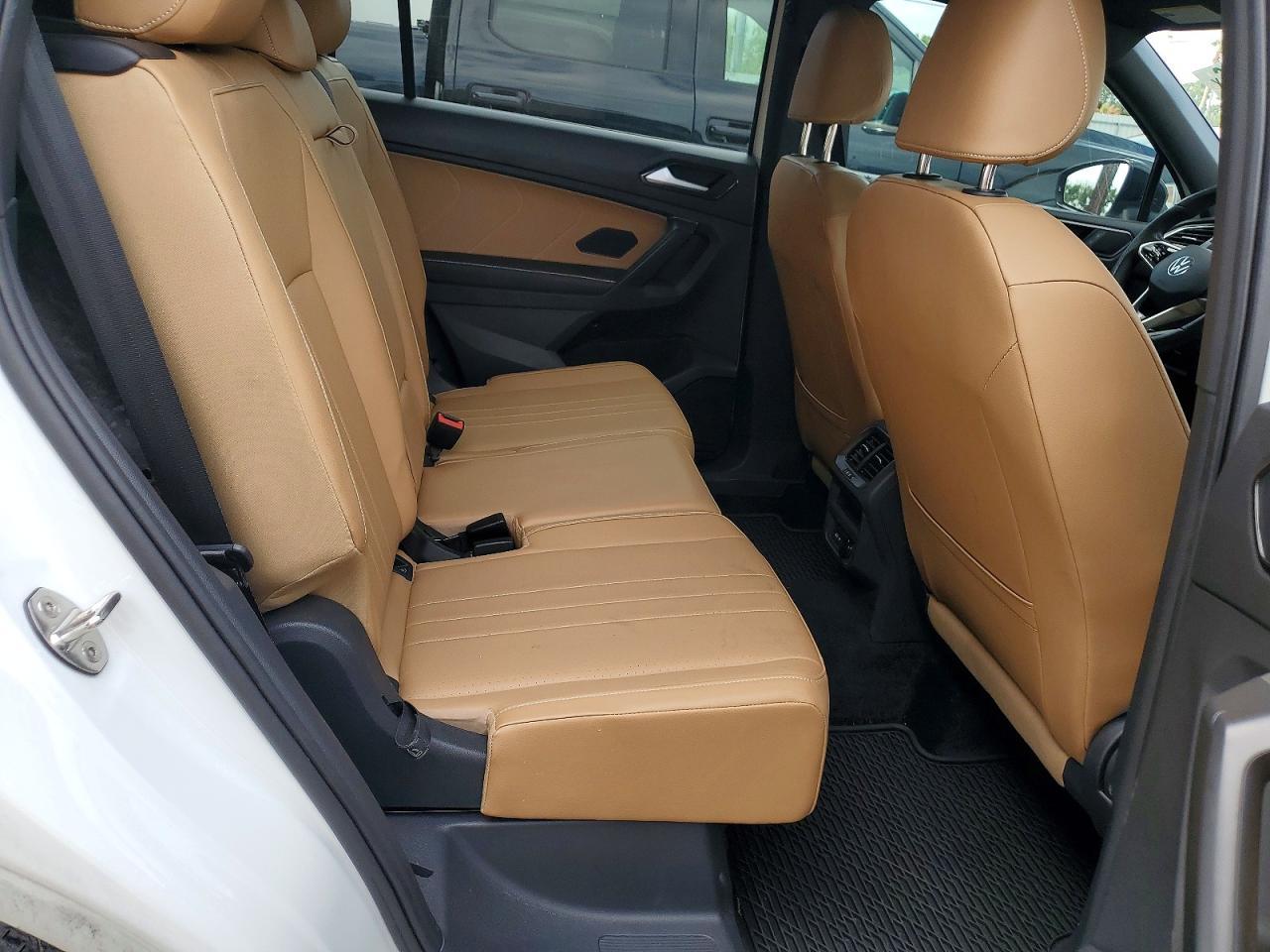 2023 Volkswagen Tiguan Se R-Line Black - zdjęcie 11