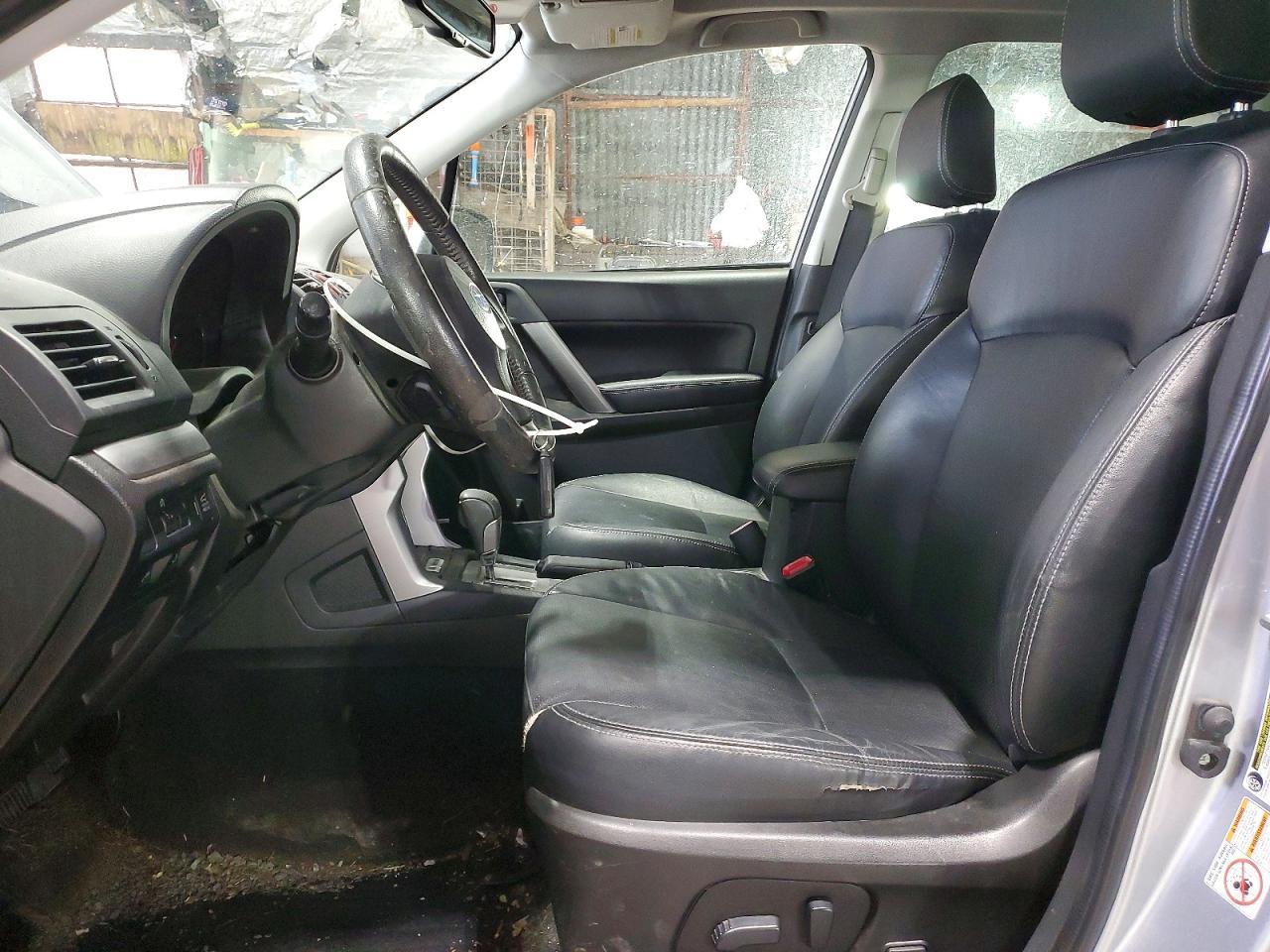 2014 Subaru Forester 2.5I Touring - zdjęcie 7