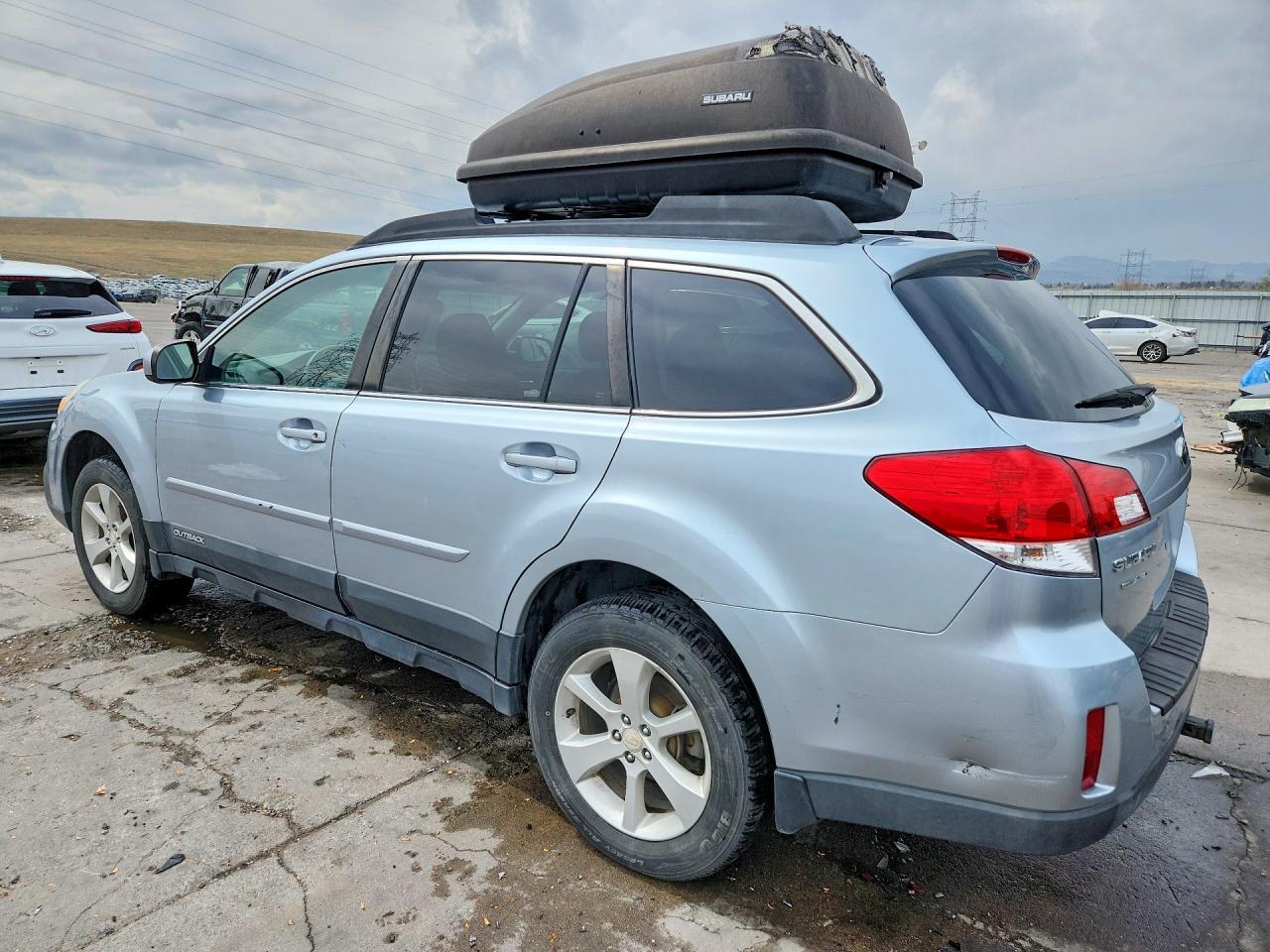 2013 Subaru Outback 2.5I Premium - zdjęcie 2