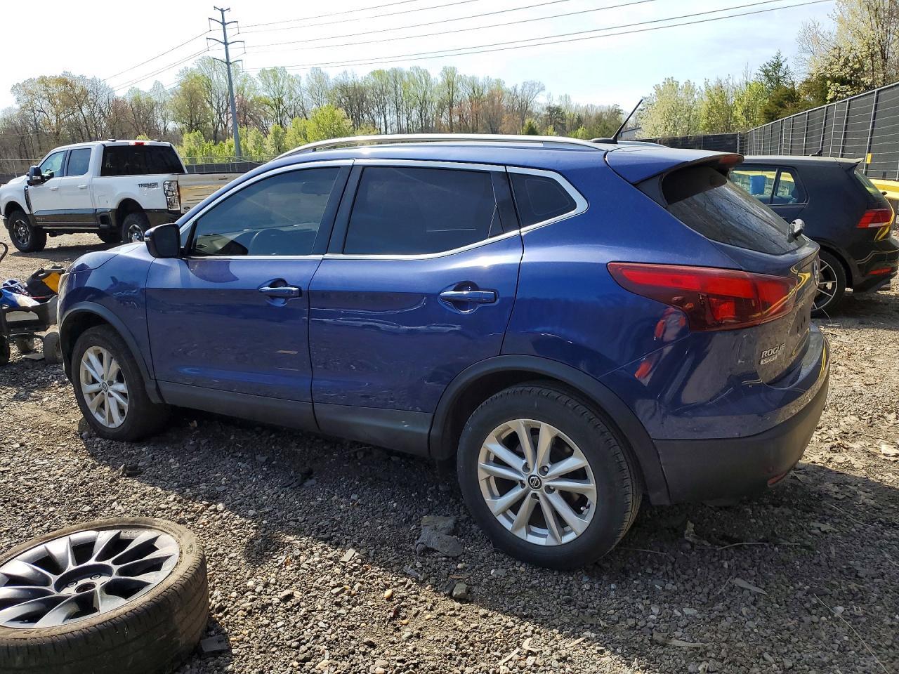 2019 Nissan Rogue Sport Sv - zdjęcie 2