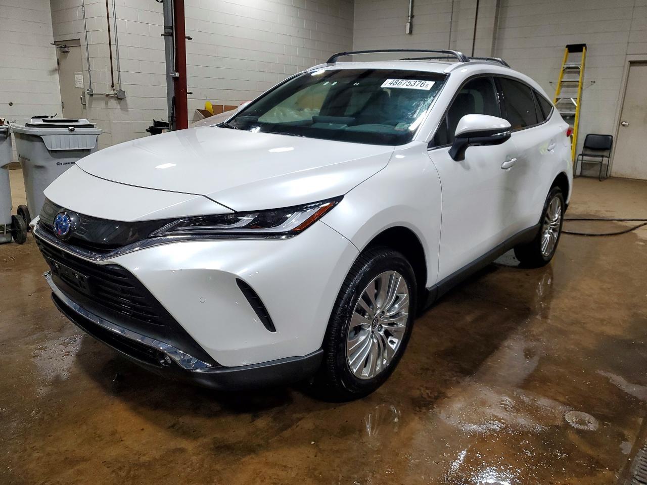 2023 Toyota Venza Limited - zdjęcie główne