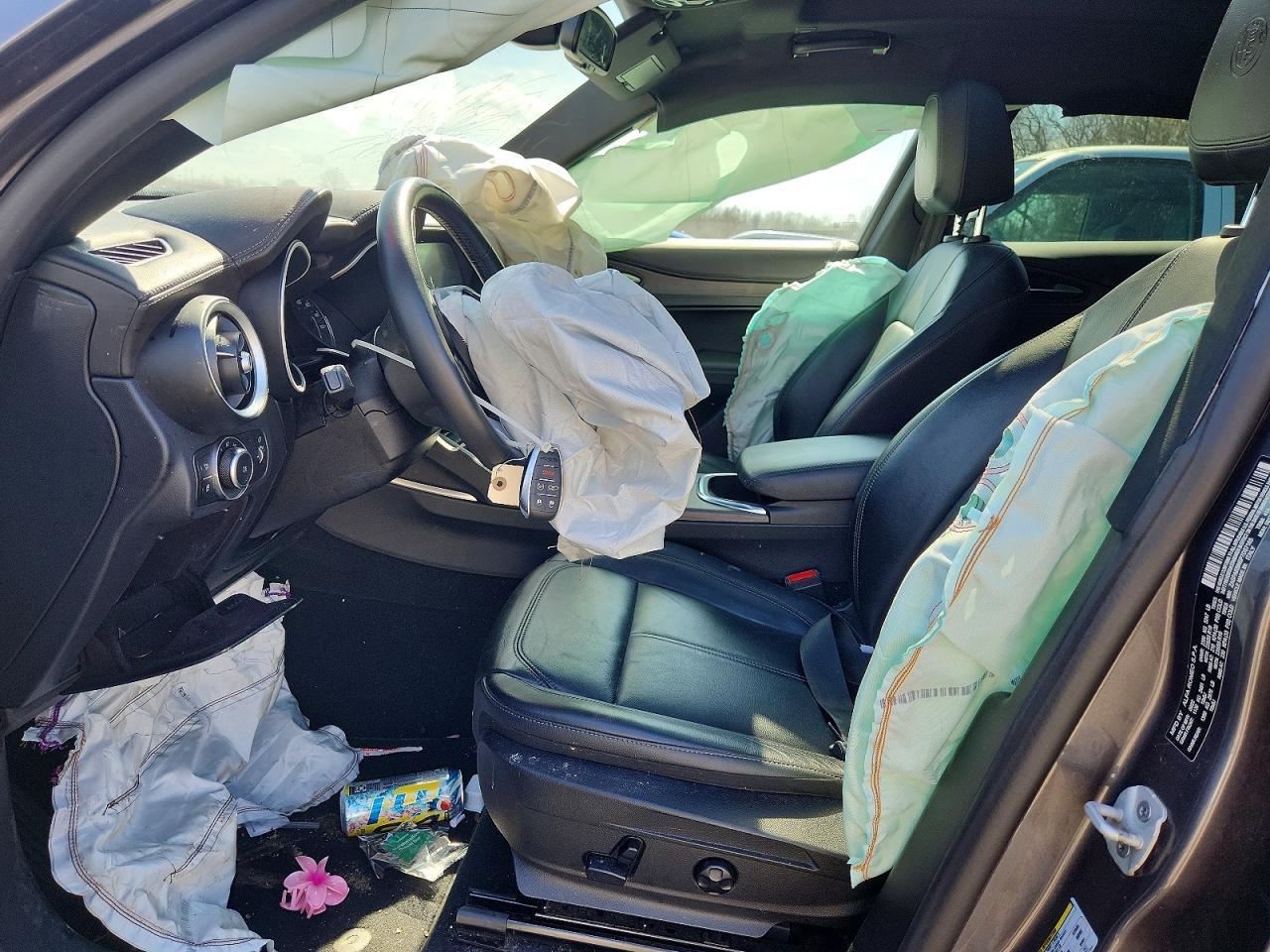 2023 Alfa Romeo Stelvio Ti - zdjęcie 7