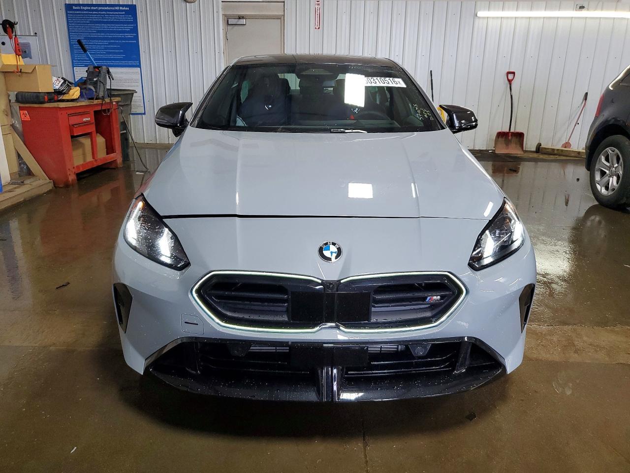 2026 BMW M235Xi - zdjęcie 5