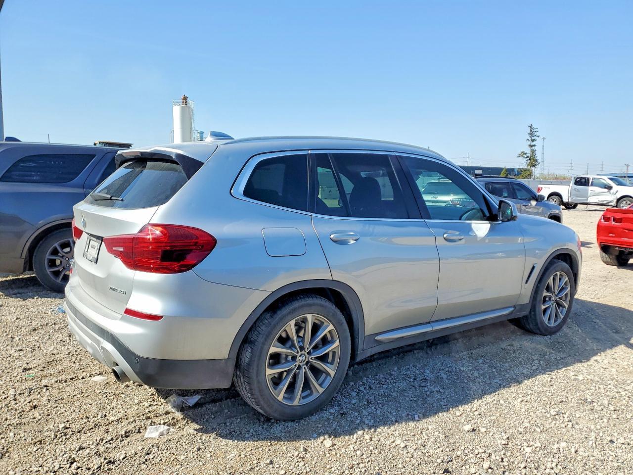 2019 BMW X3 xDrive30I - zdjęcie 3