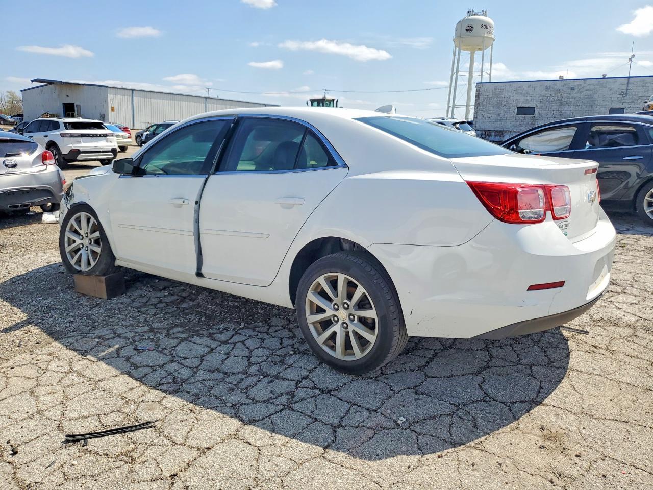 2014 Chevrolet Malibu 2Lt - zdjęcie 2