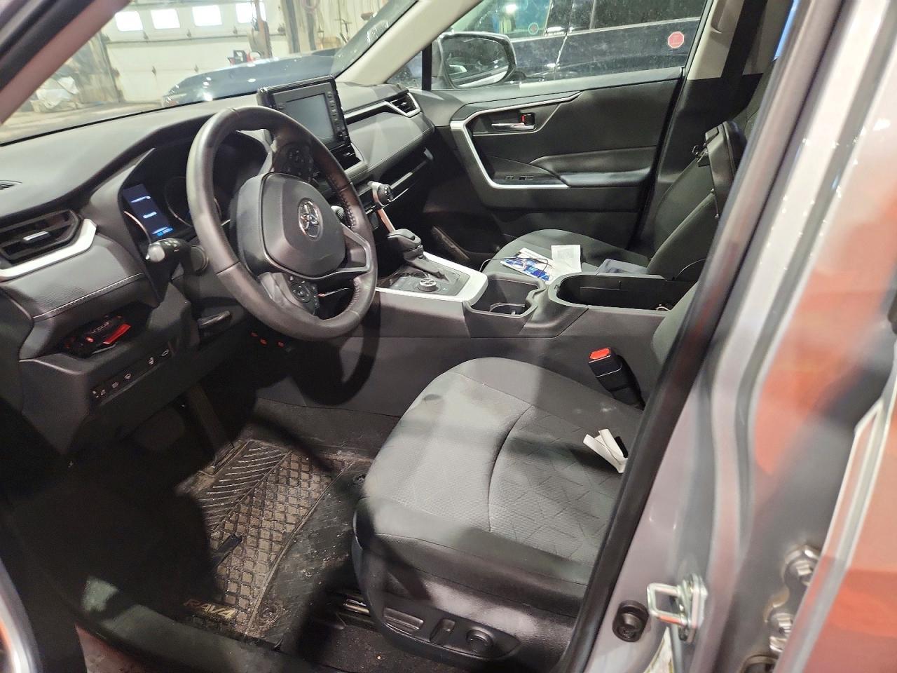 2022 Toyota Rav4 Xle - zdjęcie 7