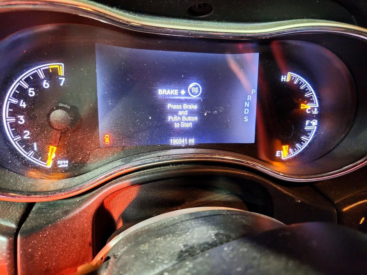2015 Jeep Grand Cherokee Laredo - zdjęcie 9