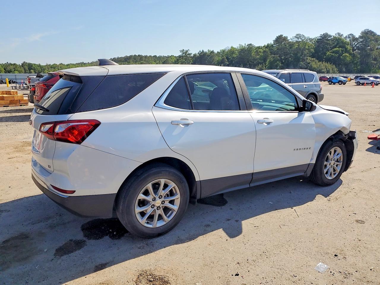 2021 Chevrolet Equinox Lt - zdjęcie 3