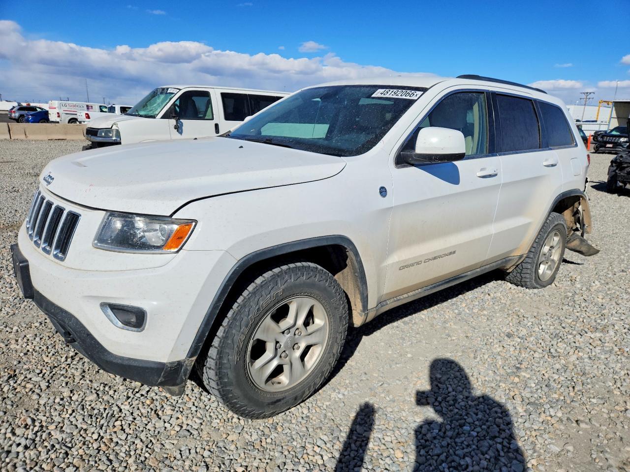 2016 Jeep Grand Cherokee Laredo - zdjęcie główne