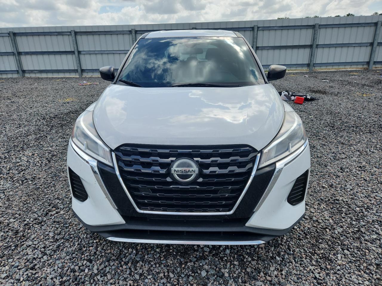 2021 Nissan Kicks S - zdjęcie 5