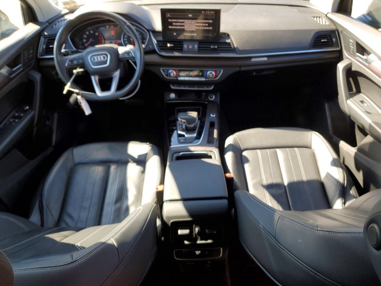 2022 Audi Q5 Premium 40 - zdjęcie 8