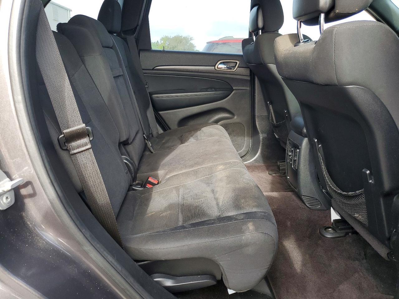 2015 Jeep Grand Cherokee Laredo - zdjęcie 11