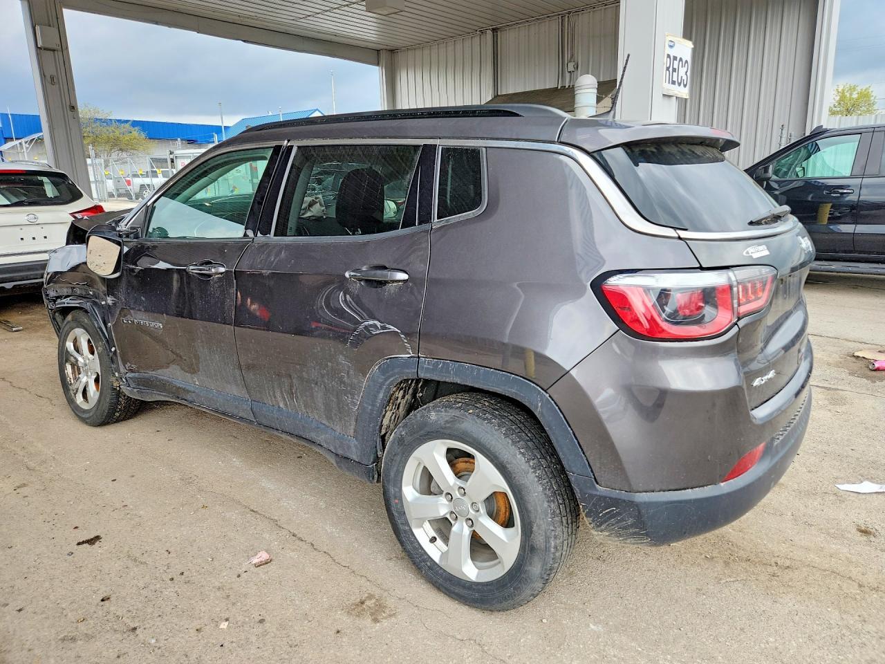 2018 Jeep Compass 4D - zdjęcie 2
