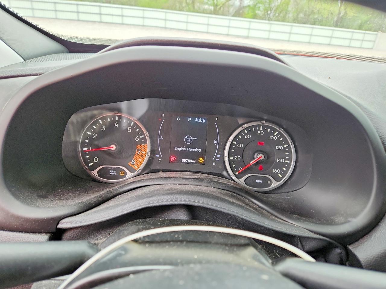 2019 Jeep Renegade Latitude - zdjęcie 9