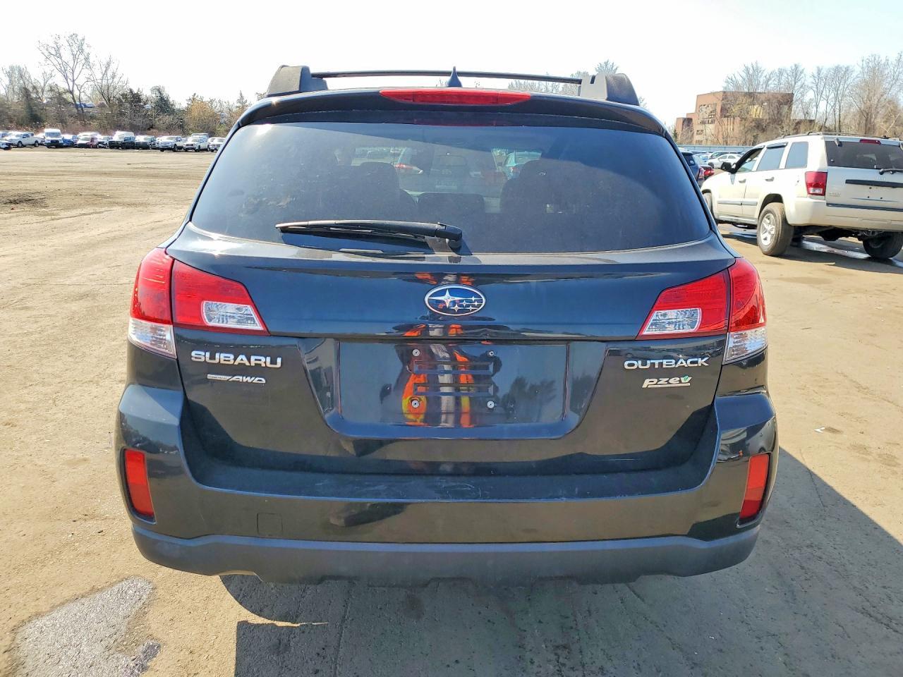 2014 Subaru Outback 2.5I Premium - zdjęcie 6