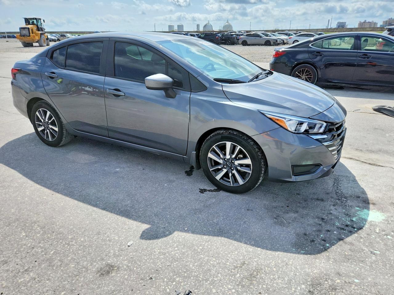 2024 Nissan Versa Sv - zdjęcie 4