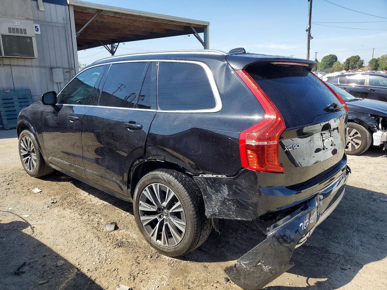 2022 Volvo Xc90 T5 Momentum - zdjęcie 2