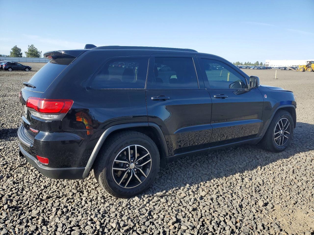 2018 Jeep Grand Cherokee Trailhawk - zdjęcie 3