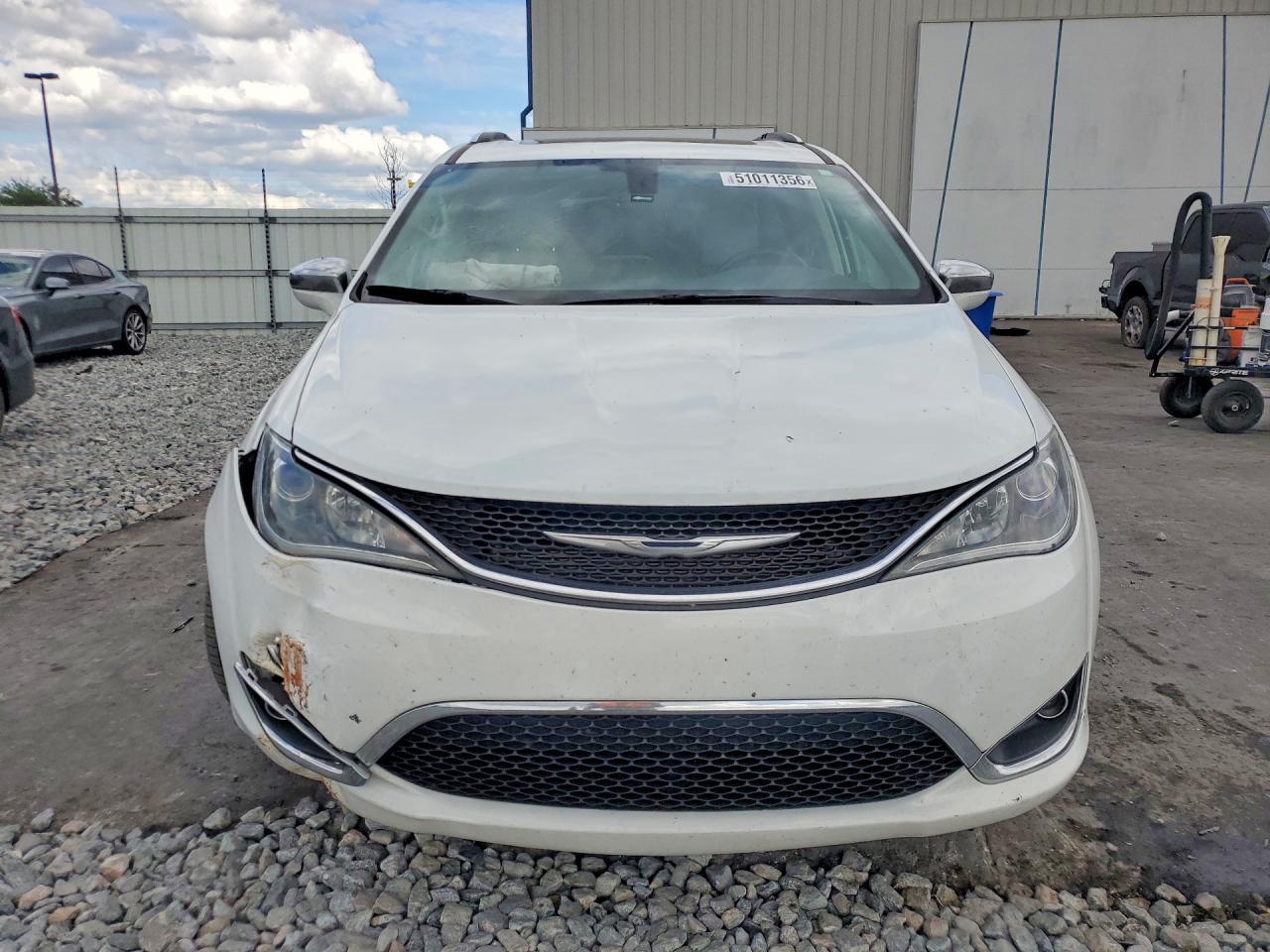 2020 Chrysler Pacifica Limited - zdjęcie 5