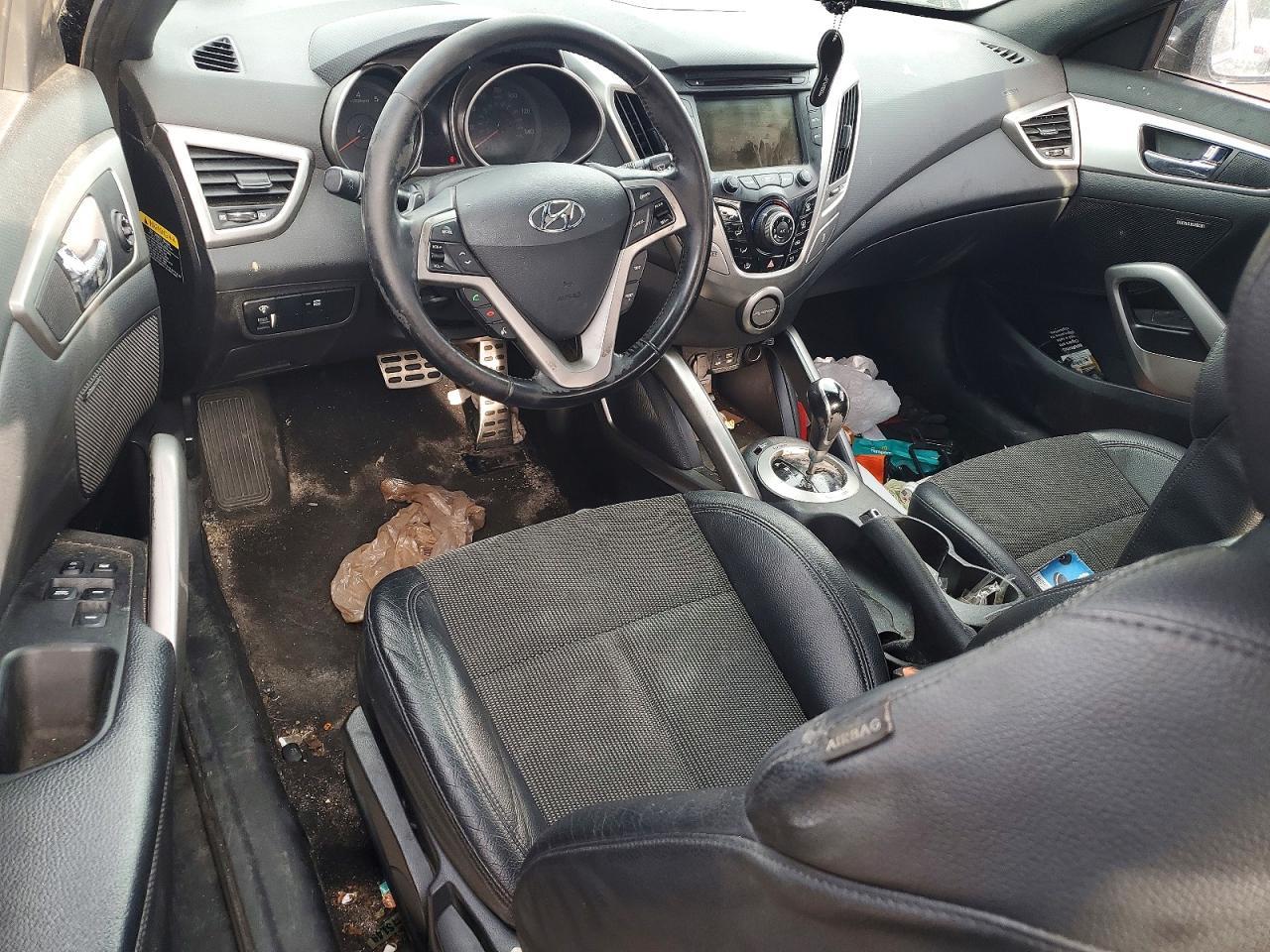 2016 Hyundai Veloster Base - zdjęcie 8