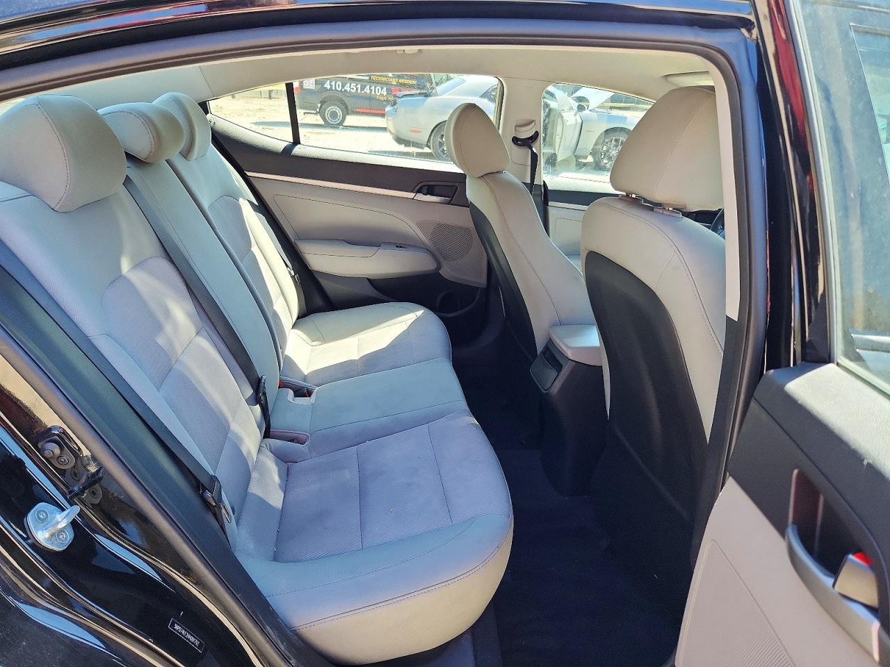 2017 Hyundai Elantra Se - zdjęcie 10